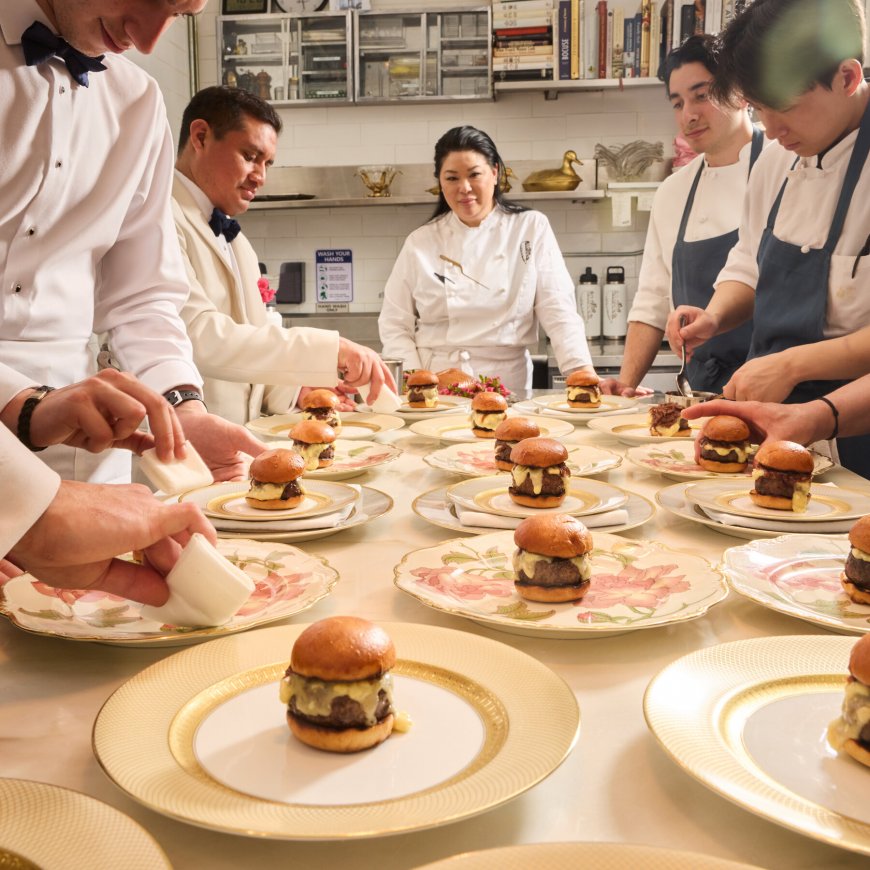 Birdie G’s Chef Has a Love-Hate Relationship With Customers’ Favorite Burger