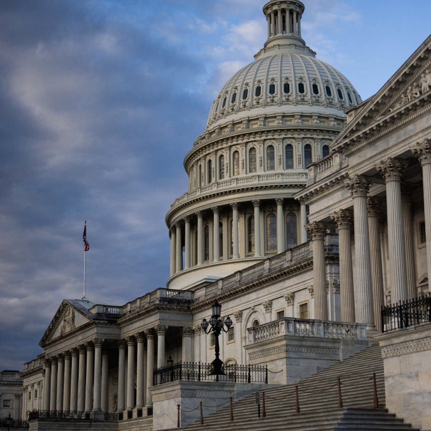 Crypto Bill Stalls in the Senate as Democrats Balk